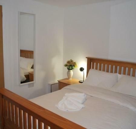 לארגס Gallowgate Square Apartments מראה חיצוני תמונה