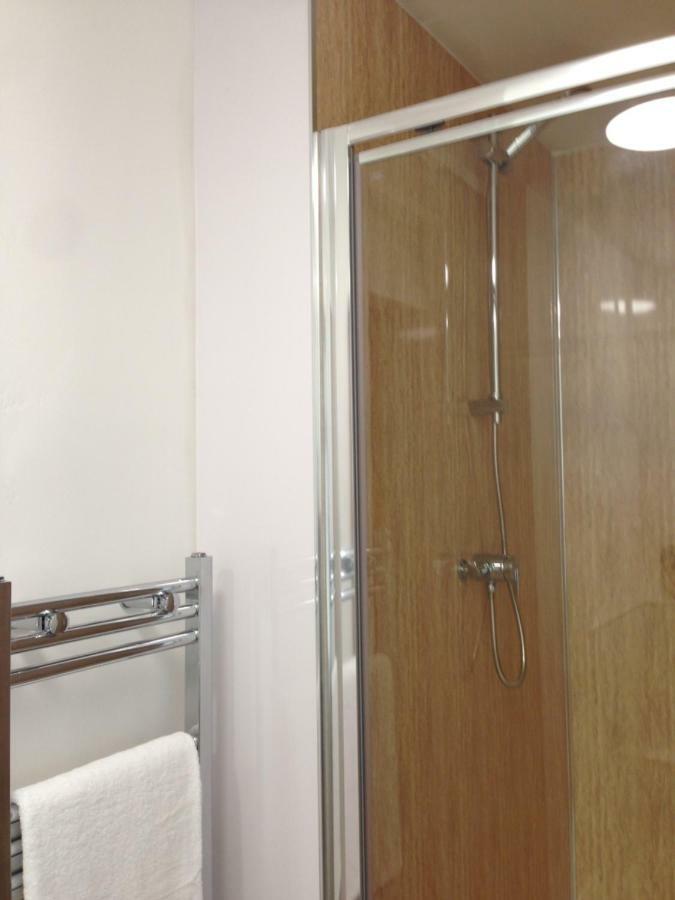 לארגס Gallowgate Square Apartments מראה חיצוני תמונה