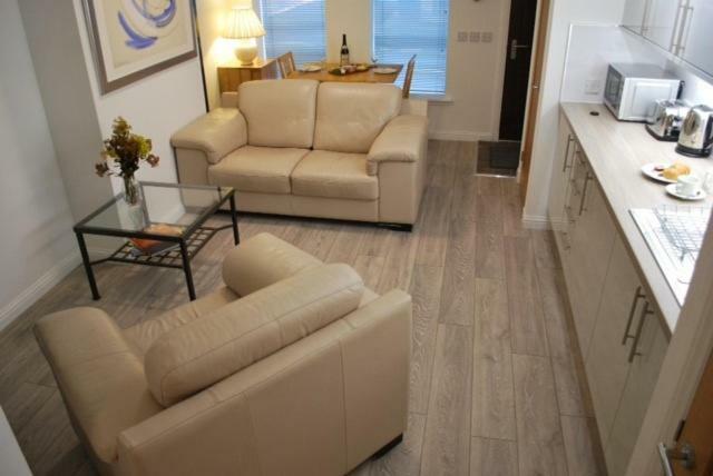 לארגס Gallowgate Square Apartments מראה חיצוני תמונה