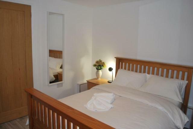 לארגס Gallowgate Square Apartments מראה חיצוני תמונה